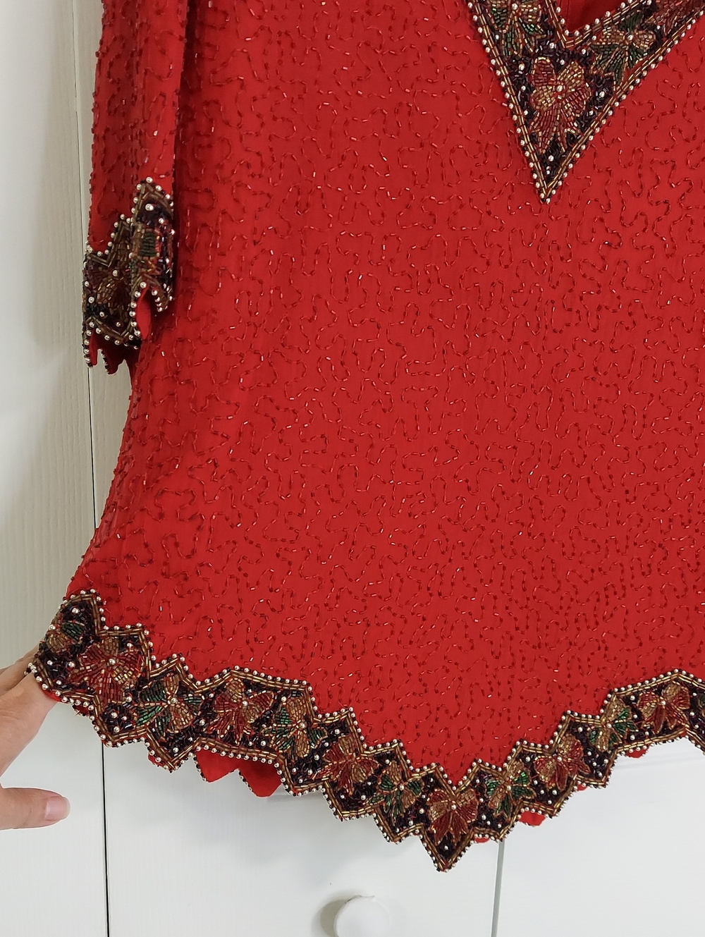 Laurence Kazar Top, Size 2X, Red 100% Silk, Beaded Holiday Party - Picture 8 of 12